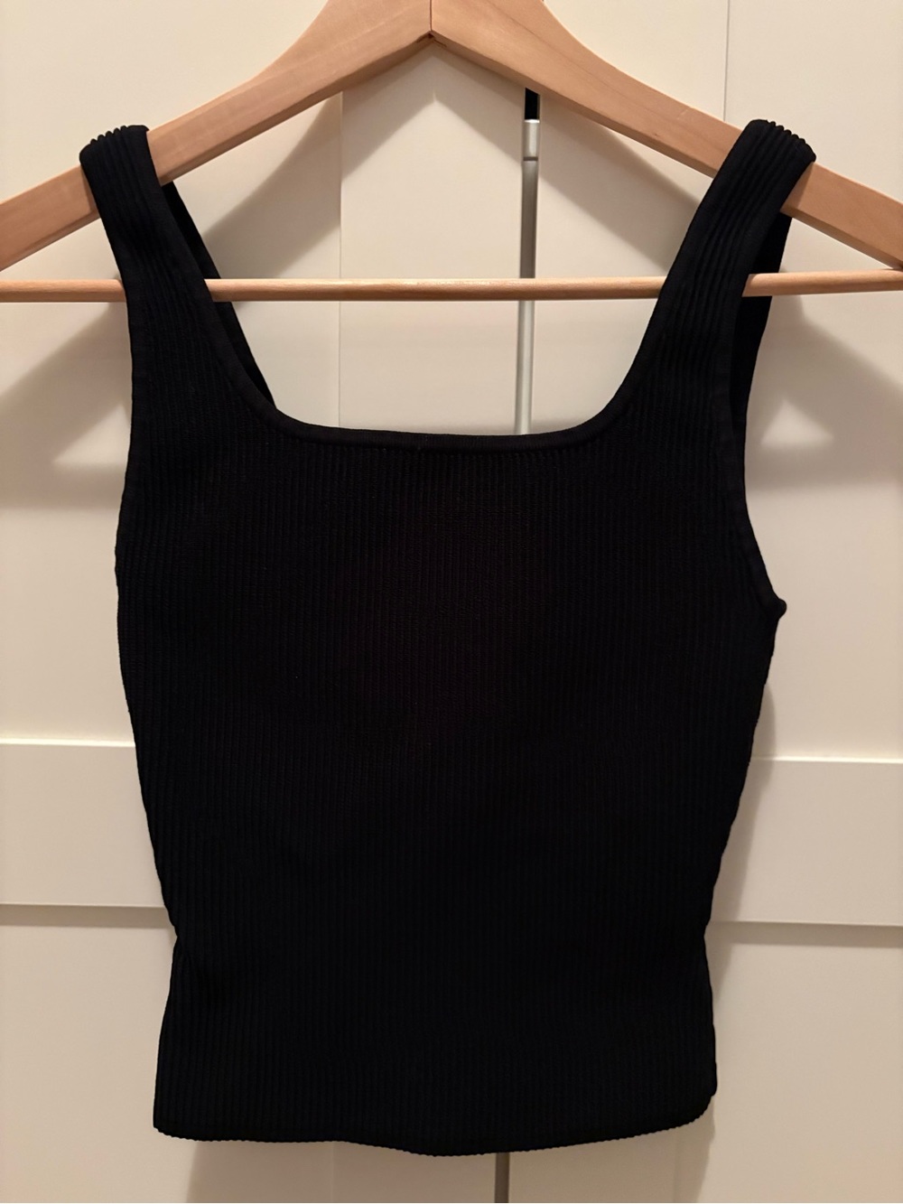 Babaton Black Ribbed Square Neck Tank